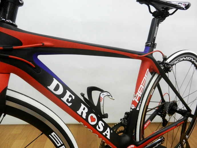 de rosa 838