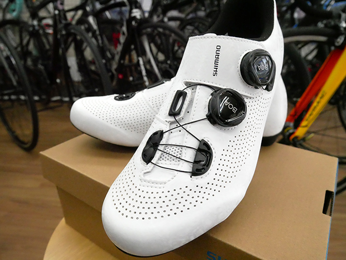 交渉歓迎！Shimano RC7 ロードシューズ 44E 27.8cm LXo4i 