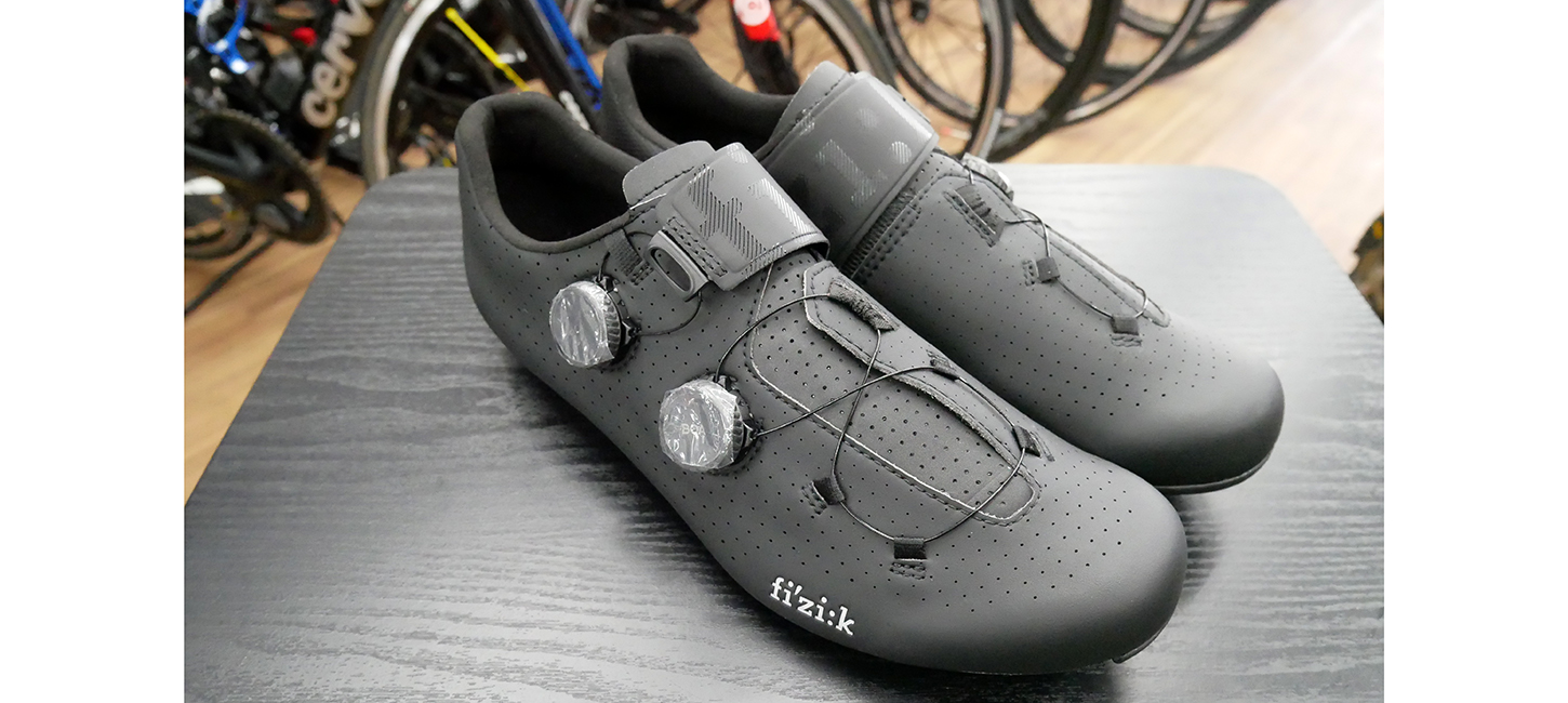 fizik フィジーク シューズ VENTO INFINITO CARBON 2 – スポーツ