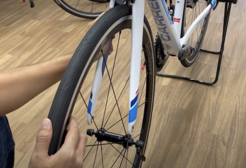 動画〉ロードバイク前輪の脱着方法 リムブレーキ版公開しました 