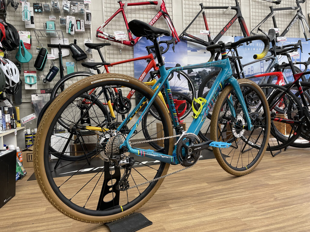 CINELLI KING ZYDECO を GRXで組みました！ – スポーツサイクル ウエキ 
