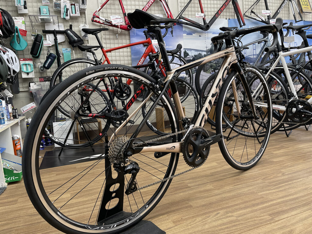 GUSTO RANGER SPORT シャンパンゴールドカラーを組みました 