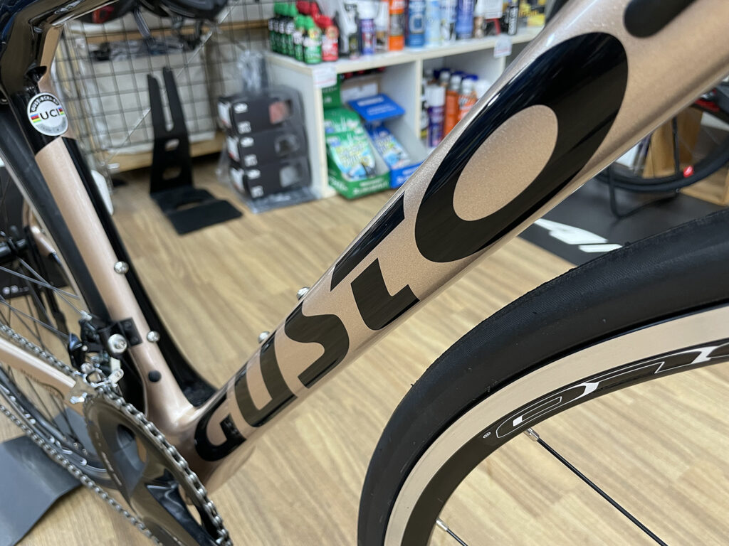 GUSTO RANGER SPORT シャンパンゴールドカラーを組みました 
