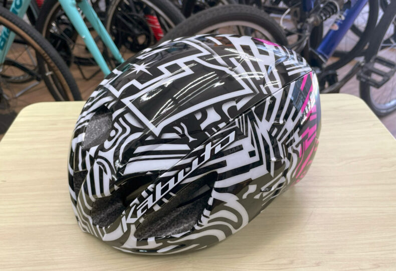 OGK kabuto 新商品 AERO-R2 Mips 数量限定ヘルメットが入荷しました 