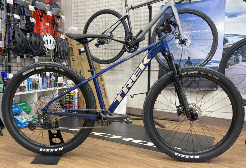 TREK_X-Caliber_8_HexBlue