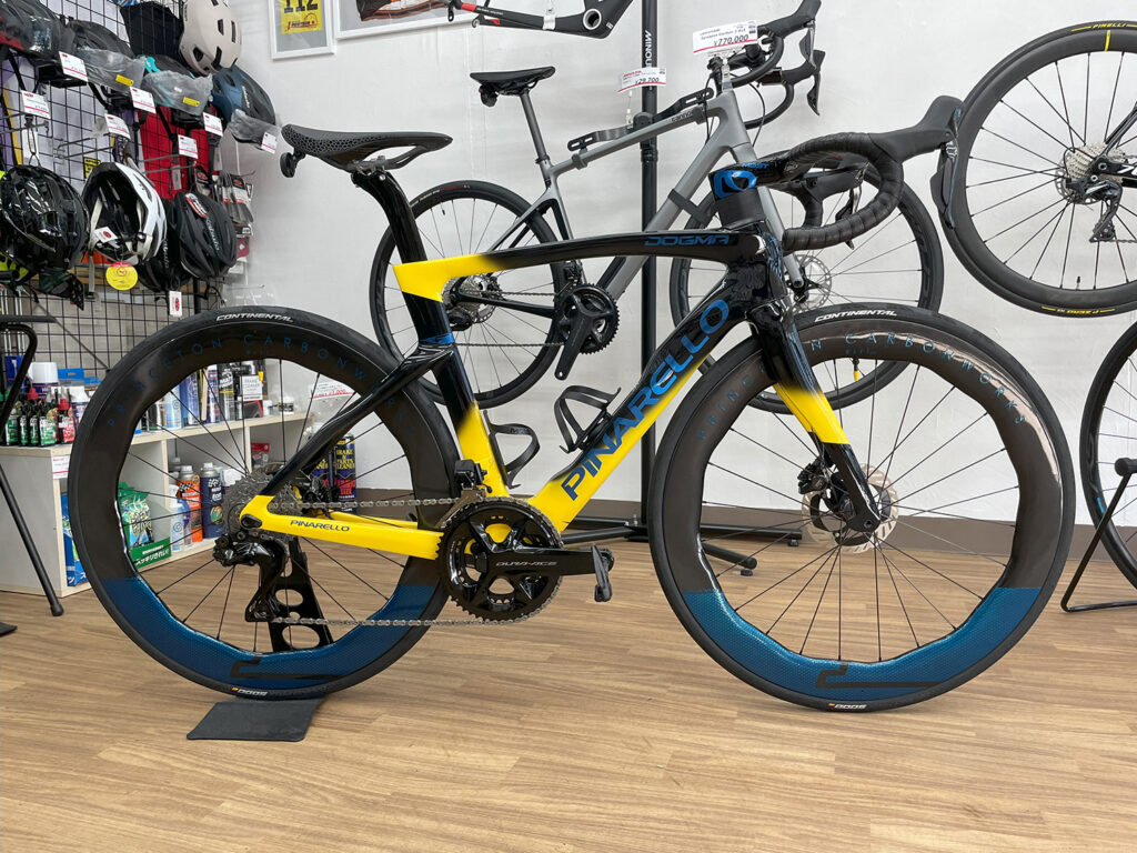 み久c777 プロ仕様 ビーマイスター C.Cミスト トリートメント パサツキ消し 150ml 6本セット 美容室 理容 エステ サロン White Premium Mist No.1 77mm | ロカ・デザイン -KANI正規代理店-