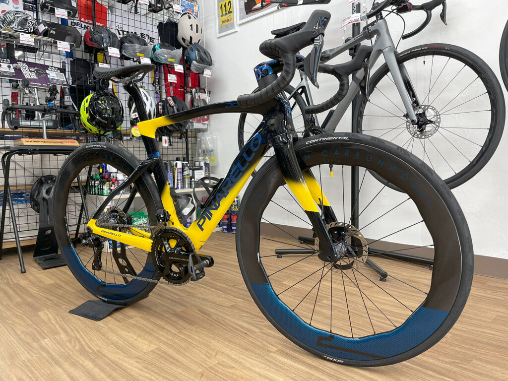 PINARELLO MyWayでカラーオーダーした DOGMA F をR9200系DURA ACEで 