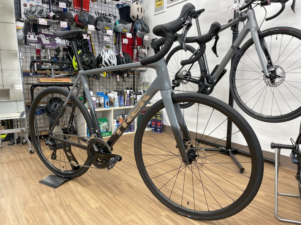 TREK_Emonda_ALR_5_Grey_Fade