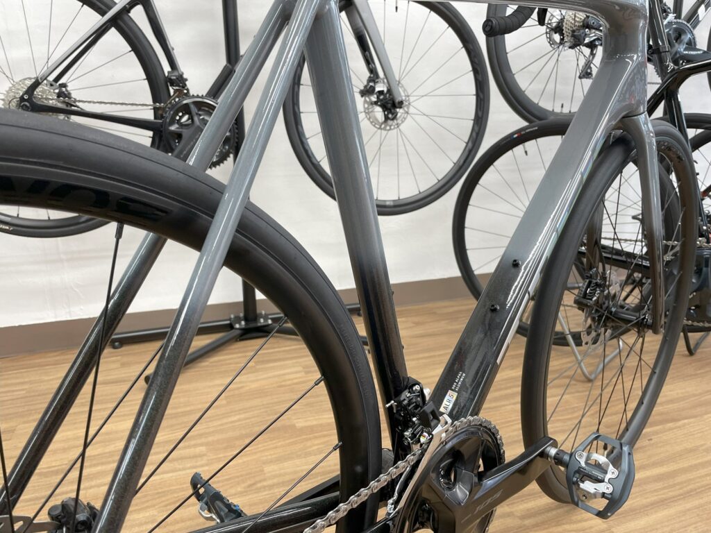 TREK_Emonda_ALR_5_Grey_Fade