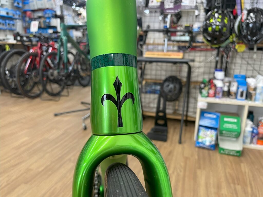 Wilier_ VERTICALE_SLR_ HULK_GREEN_2024