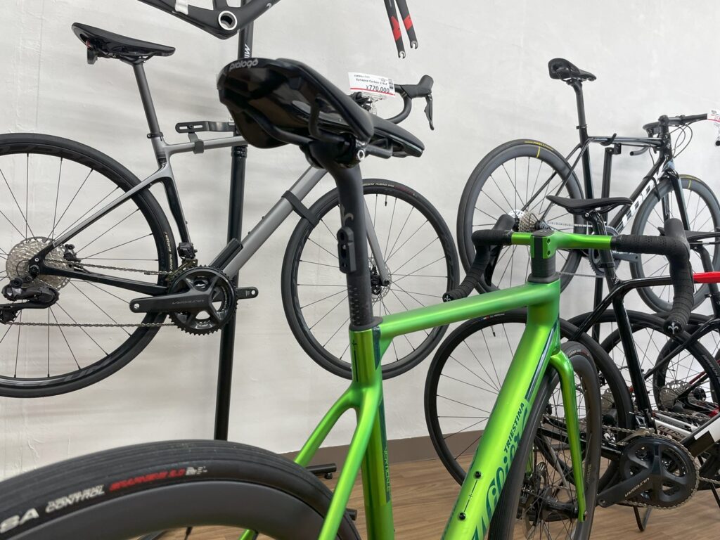 Wilier_ VERTICALE_SLR_ HULK_GREEN_2024