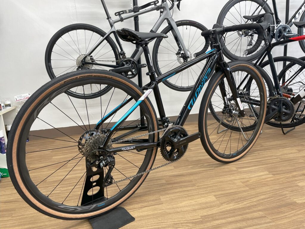 Wilier_BRENTA_BKBL_2024