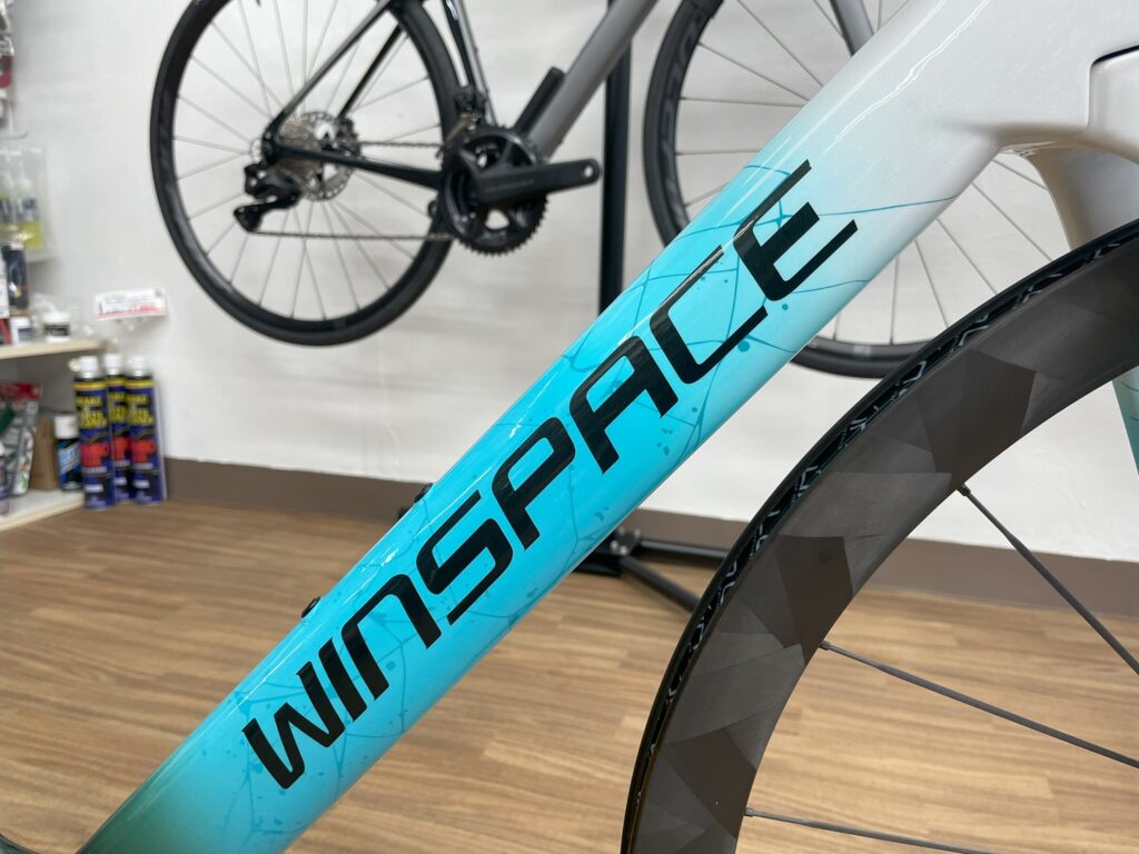 WINSPACE_AGILE_Aqua Blue_FS