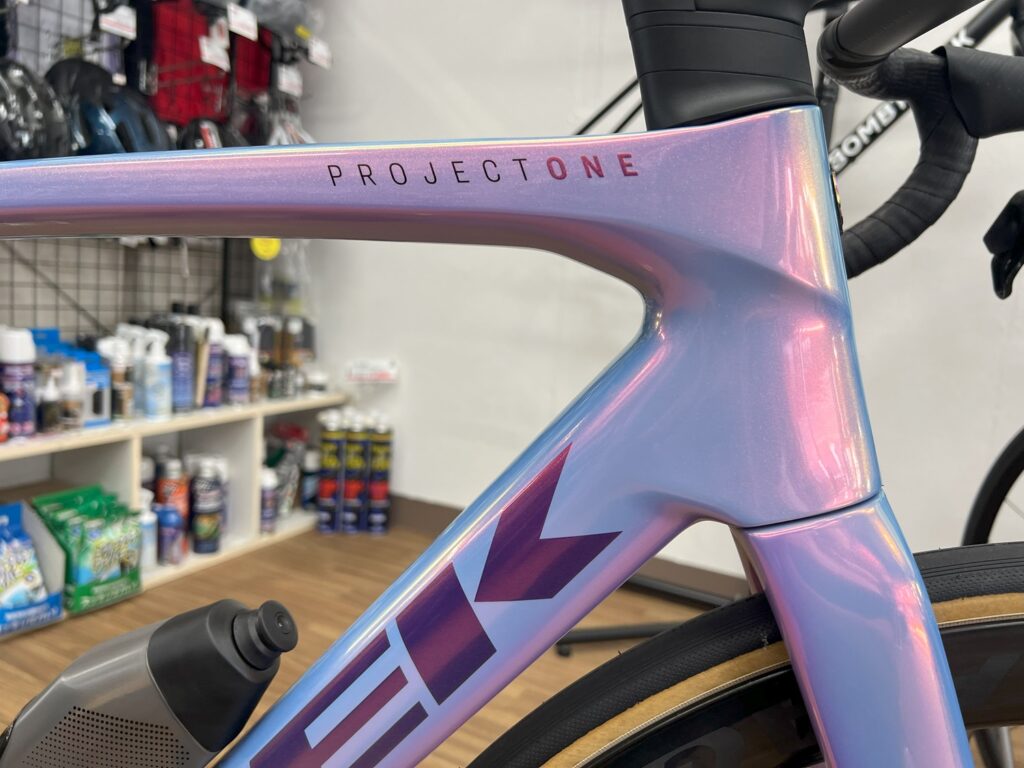 TREK_Madone_Gen8_ICON_Tête_de_la_Course