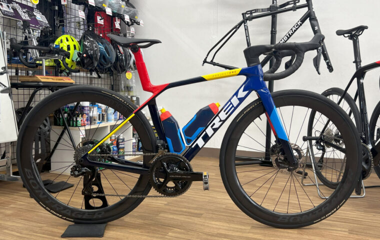 TREK_Madone_Gen8_Team_Replica