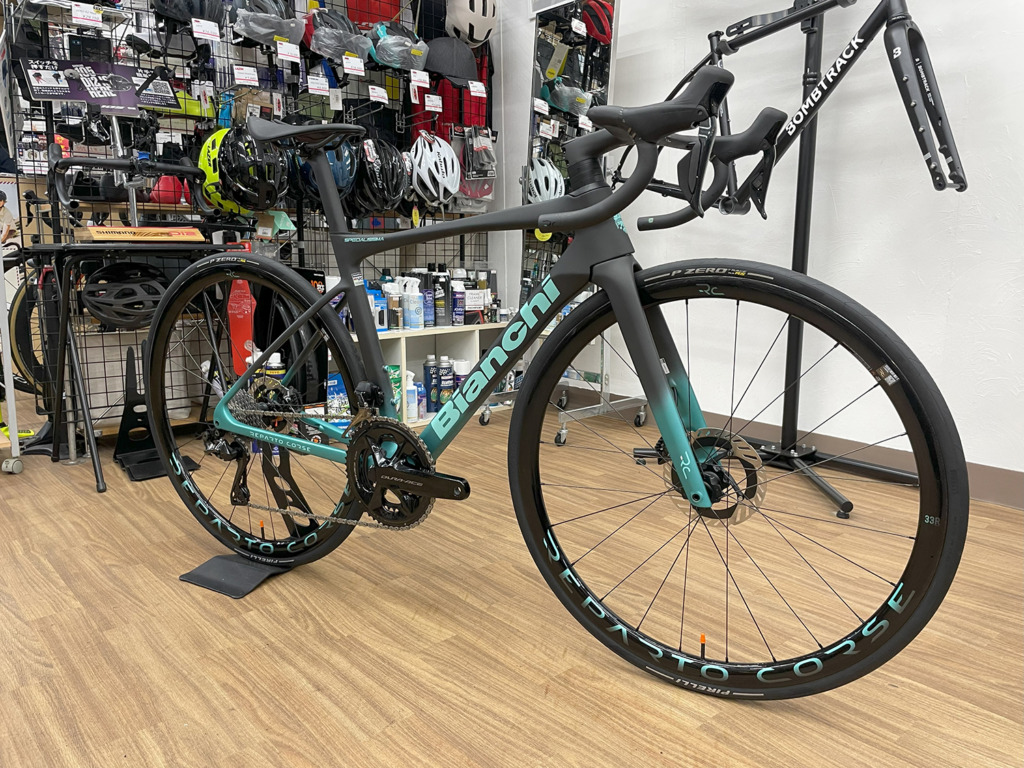 Bianchi_SPECIALISSIMA_RC_DURA-ACE_Di2_12sp_YTB42W