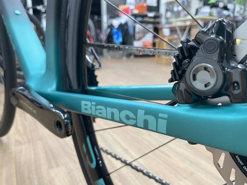 Bianchi_SPECIALISSIMA_RC_DURA-ACE_Di2_12sp_YTB42W