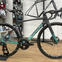 Bianchi_SPECIALISSIMA_RC_DURA-ACE_Di2_12sp_YTB42W