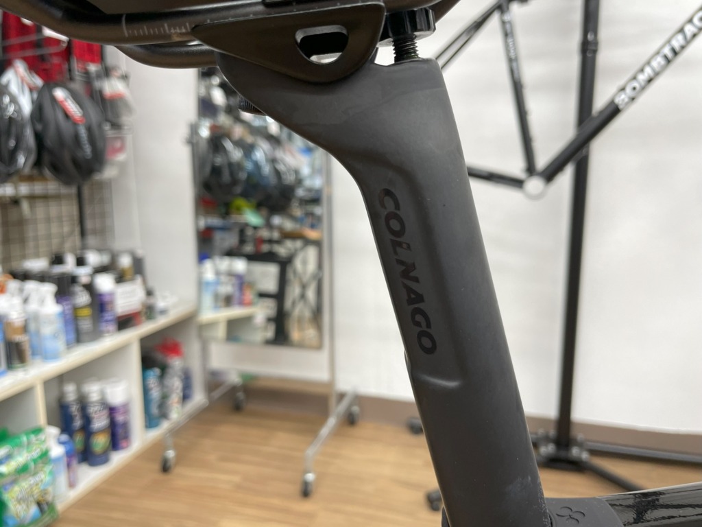 COLNAGO_V4Rs_ULTEGRA_NERO_CC01_Handlebar