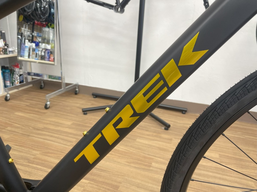 TREK_FX2_Gen4_ Matte_Trek_Black