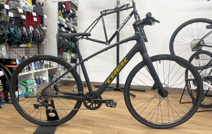 TREK_FX2_Gen4_ Matte_Trek_Black