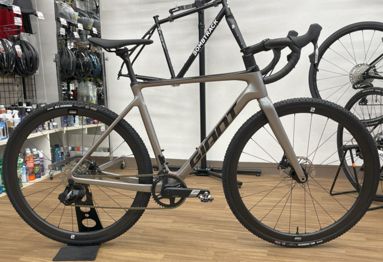 GIANT TCX Advanced Pro 1 を組みました！ – スポーツサイクル ウエキ 