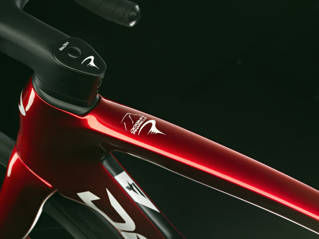 PINARELLO_DOGMA F_Starry_Red