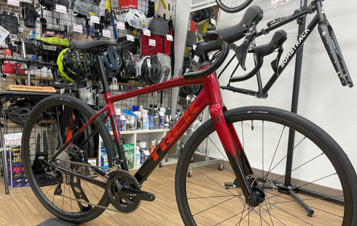 TREK_Domane_AL_2_Gen4_R7020_105オリジナルカスタム仕様