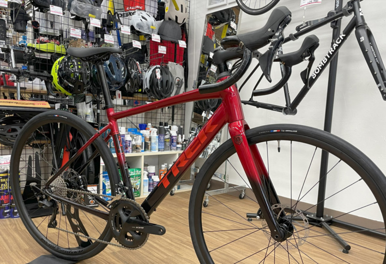 TREK_Domane_AL_2_Gen4_R7020_105オリジナルカスタム仕様