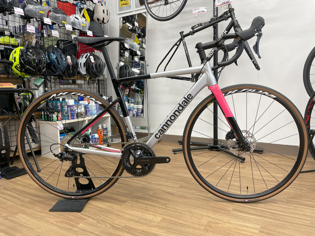 CANNONDALE CAAD13 DISC を当店オリジナル完成車仕様にカスタム 