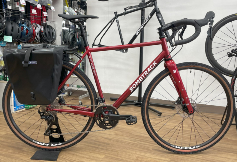 BOMBTRACK_HOOK_GRX_10s_METALLIC_RED