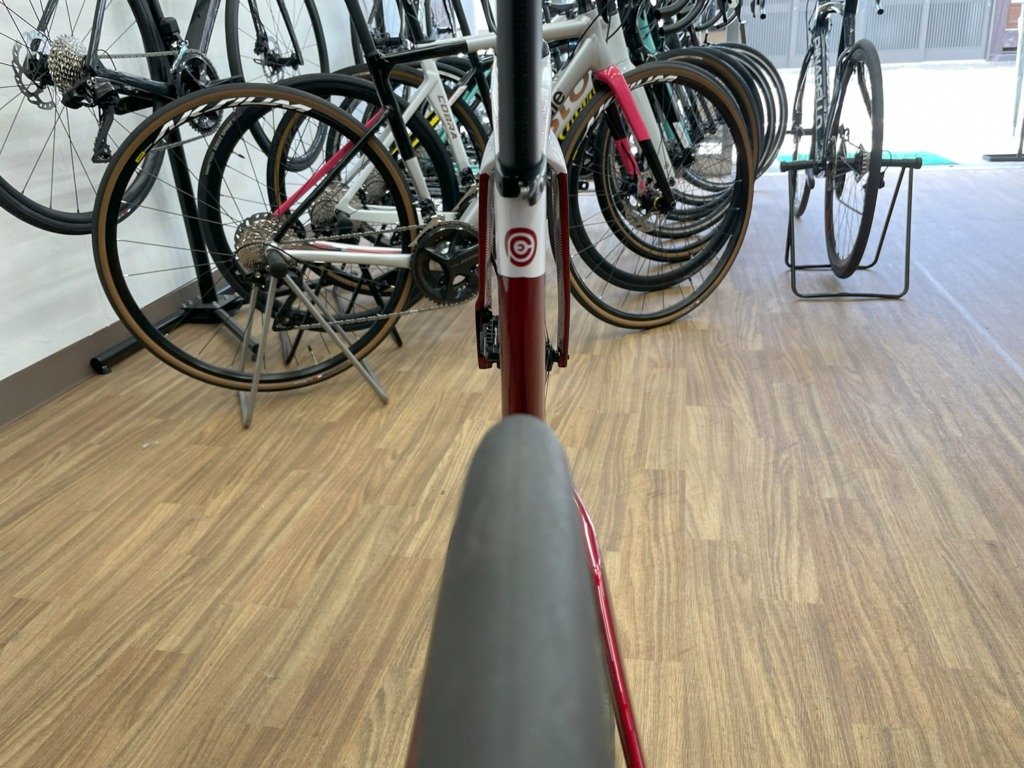 CEEPO_Katana_2025_Candy-Red_White