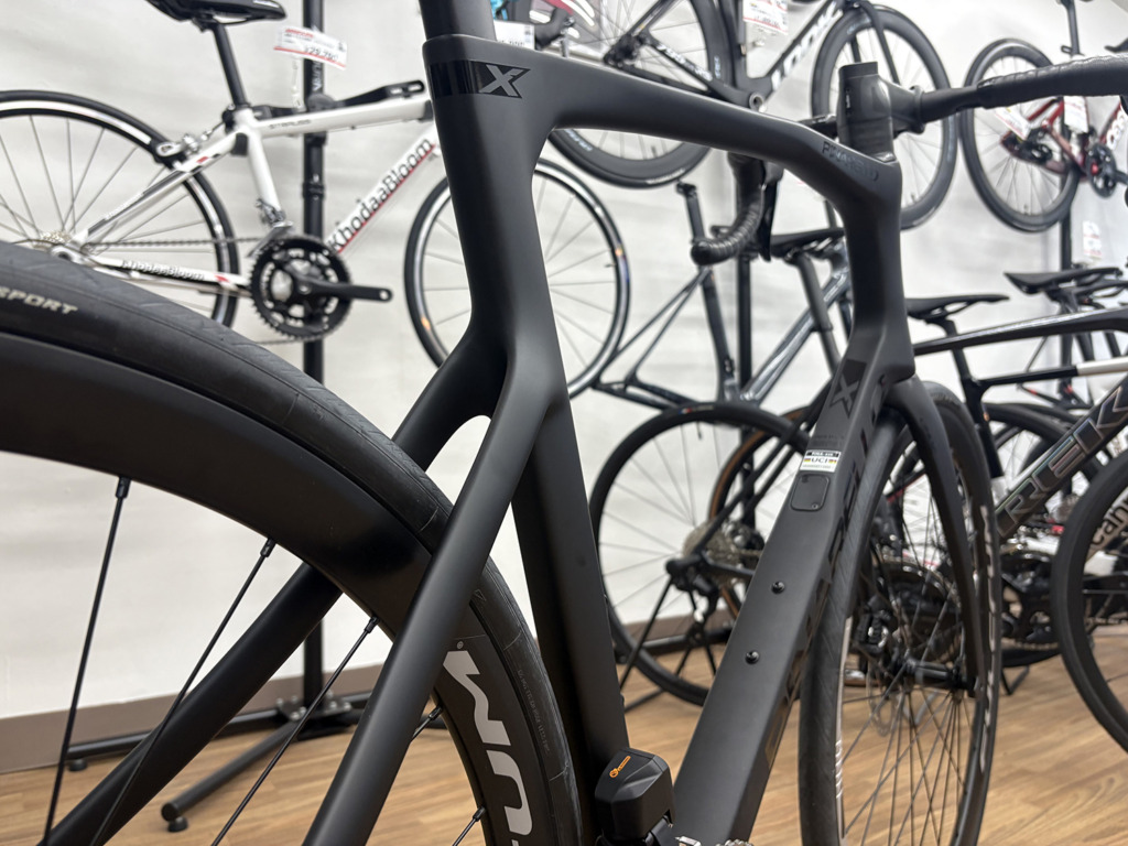 PINARELLO_X3_D161_DEEP_BLACK