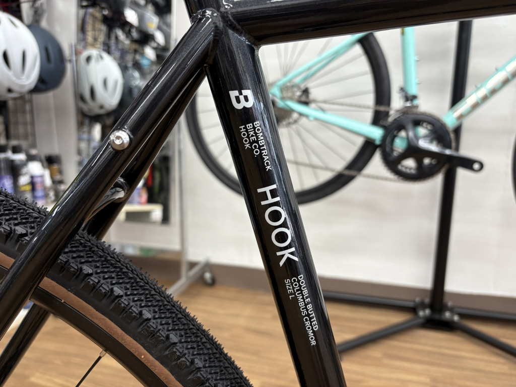 BOMBTRACK_HOOK_GRX_10s_完成車_BLACK