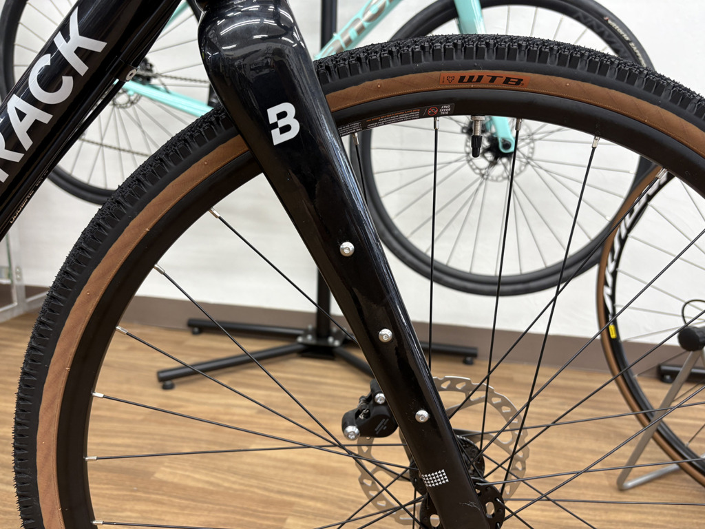 BOMBTRACK_HOOK_GRX_10s_完成車_BLACK