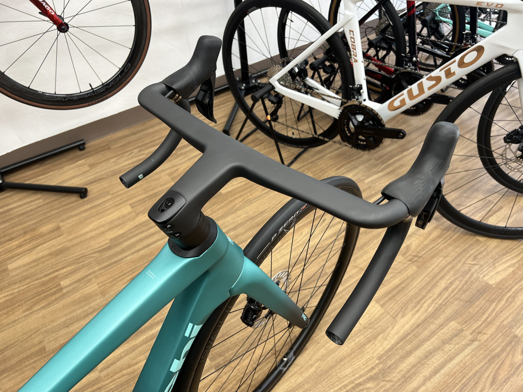Bianchi_Specialissima_PRO_ULT_Di2_MW