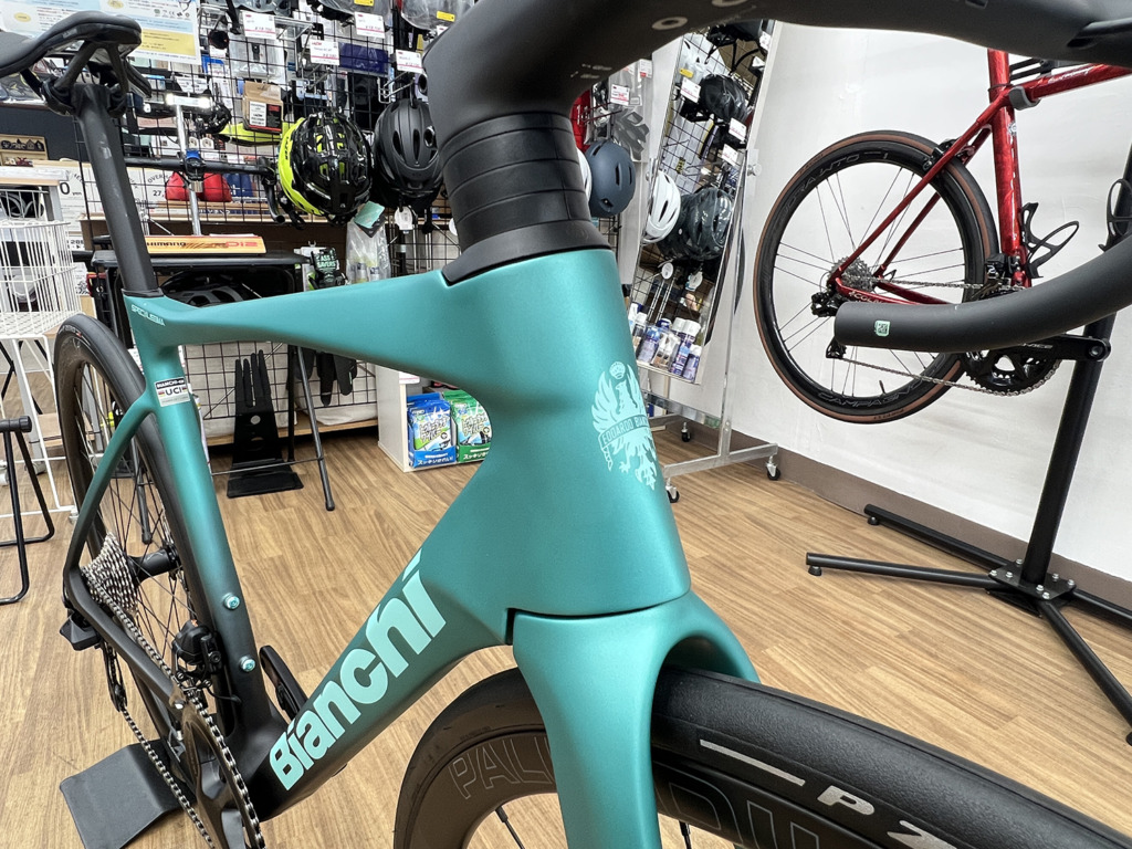 Bianchi_Specialissima_PRO_ULT_Di2_MW
