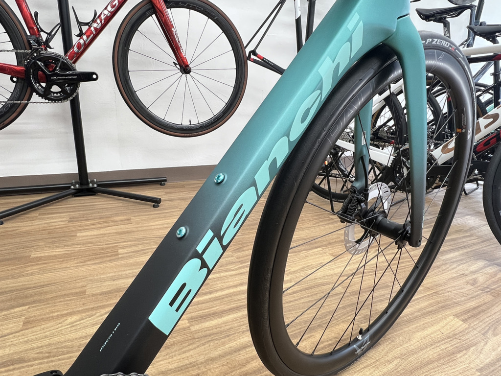 Bianchi_Specialissima_PRO_ULT_Di2_MW