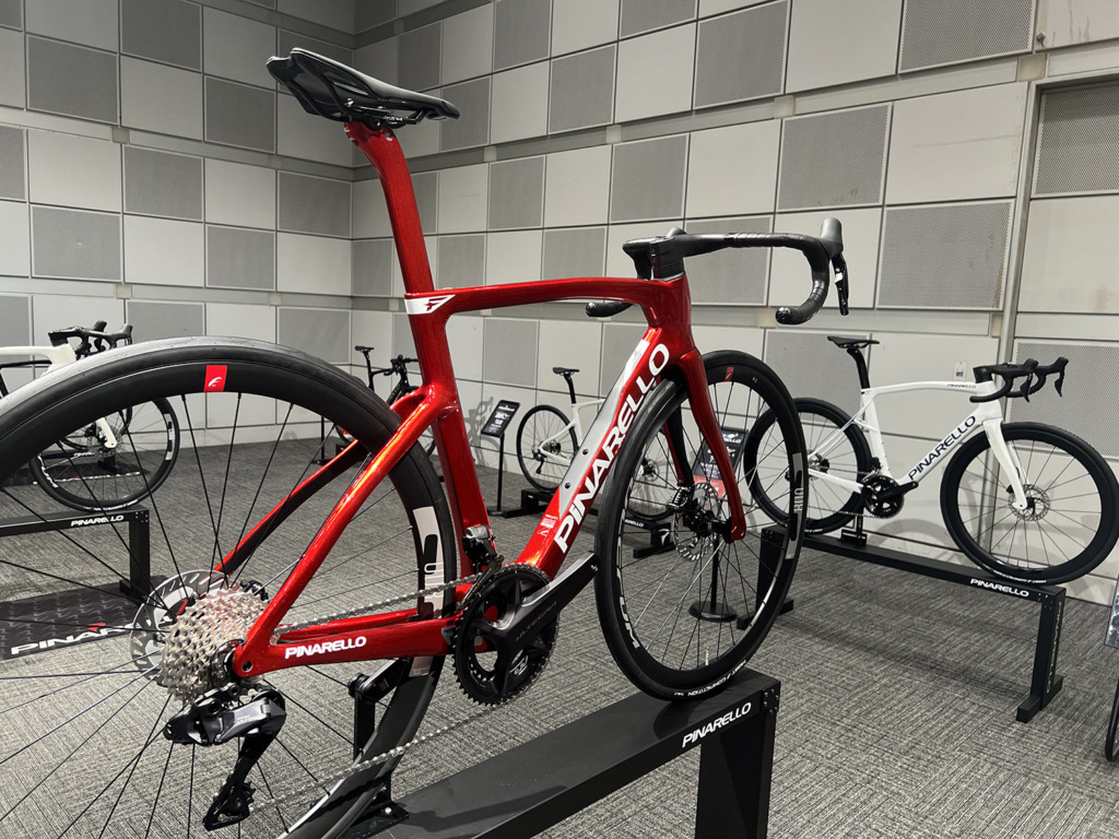 PINARELLO_NEW_F7_H211_STARRY_RED_SHINY