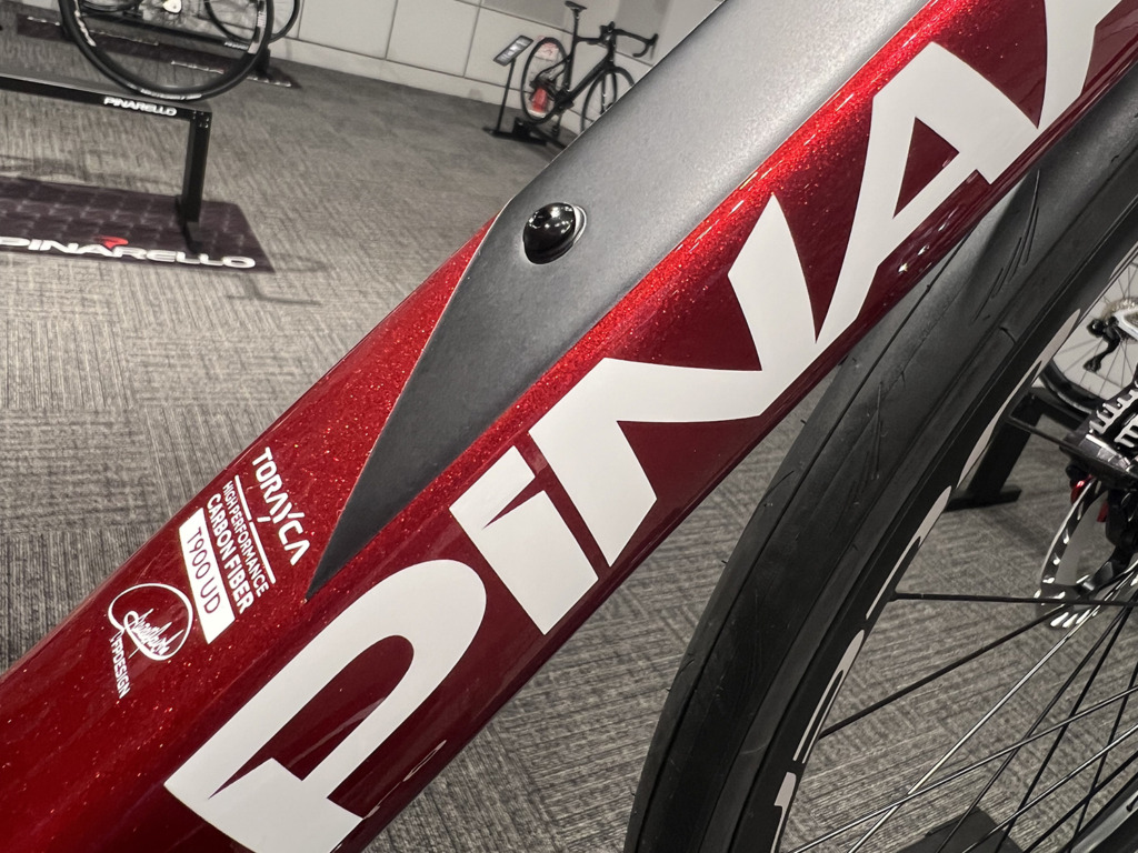 PINARELLO_NEW_F7_H211_STARRY_RED_SHINY