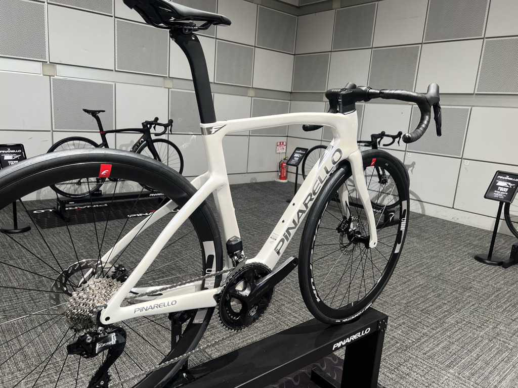PINARELLO_NEW_F5_H231_ALABASTER_WHITE_SHINY