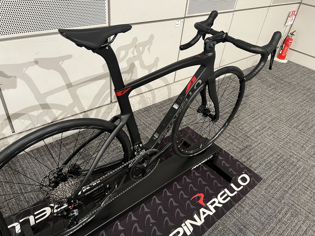 PINARELLO_NEW_F1_H240_CARBON_RED_MATT