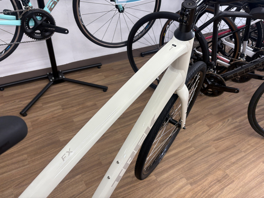 TREK_FX1_2026_Era_White