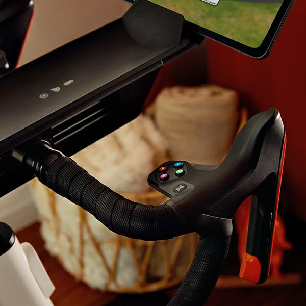 Wahoo_ZWIFT_RIDE_with_KICKR_CORE_2