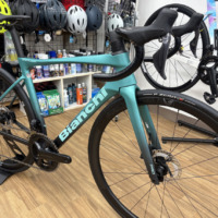 Bianchi_Specialissima_PRO_ULT_Di2_ガラスの鎧