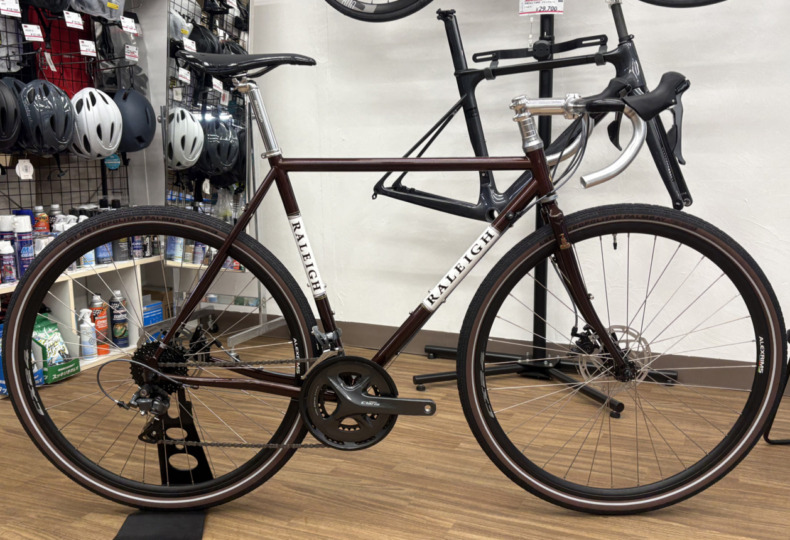 Raleigh_CR-DC_ブラウンブラック_