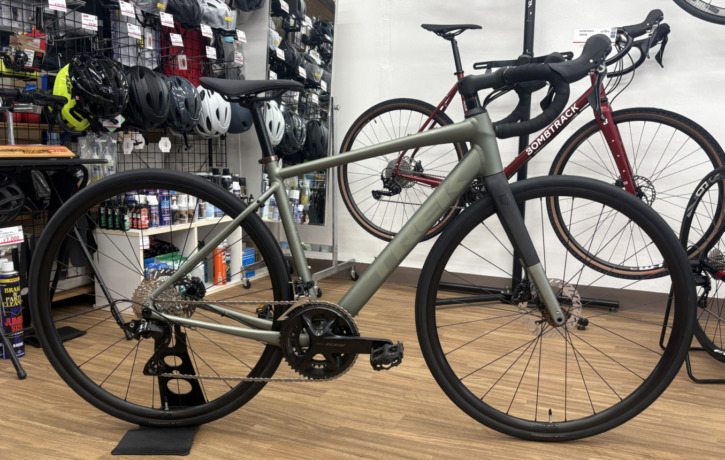 TREK_Domane_AL5_Gen4_LichenGreen