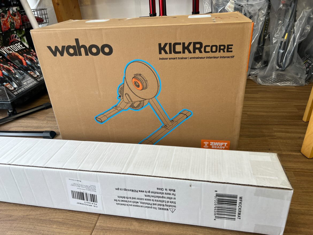 Wahoo_ZWIFT_RIDE_with_KICKR_CORE_2_box