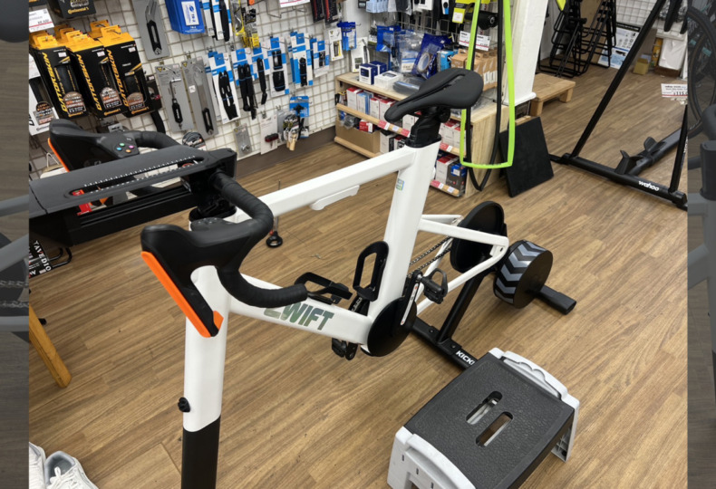 Wahoo_ZWIFT_RIDE_with_KICKR_CORE_2_top2