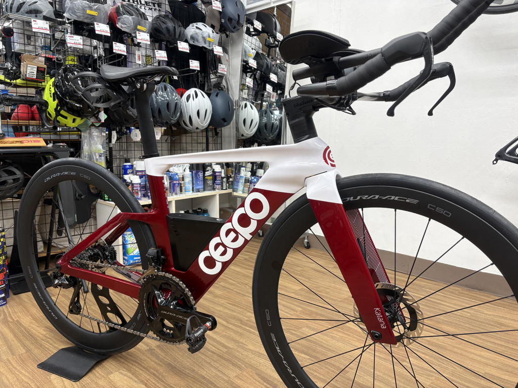 CEEPO_Katana_Dura-Ace_2025_Candy-Red_White